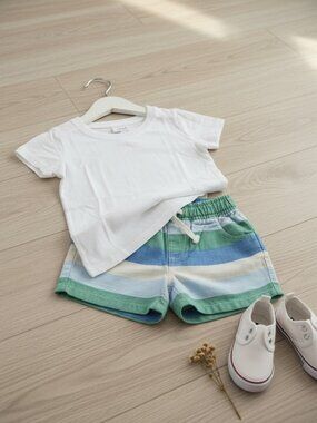 NWT Seed Heritage Toddler Size 2 Striped Shorts & White Tee Outfit Set